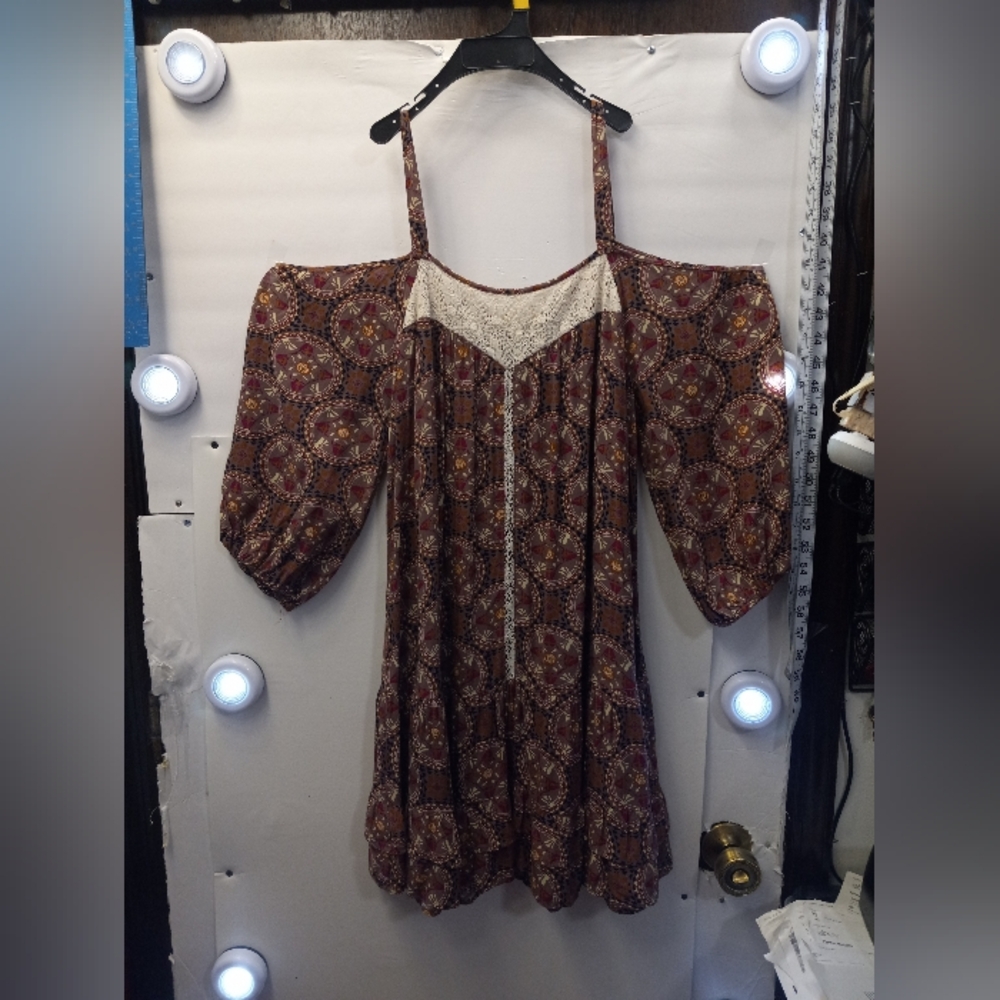 Umgee Lace Peekaboo Cold Shoulder Boho Cottagecore Tunic Mini Dress Swing Ruffle